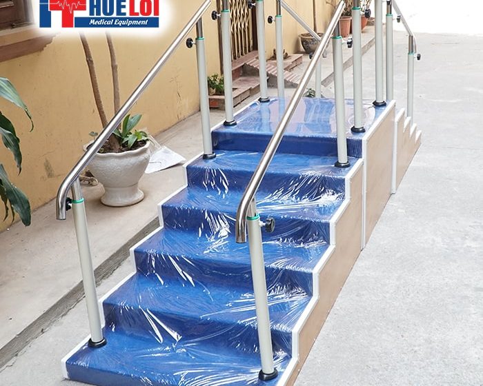 Bậc thang tập đi cho người bệnh