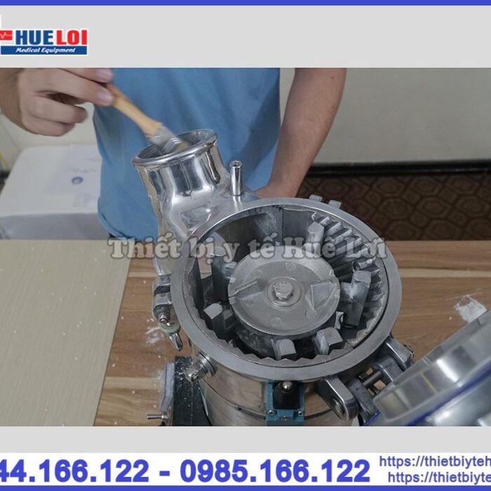 Máy nghiền thuốc đông y dạng bột