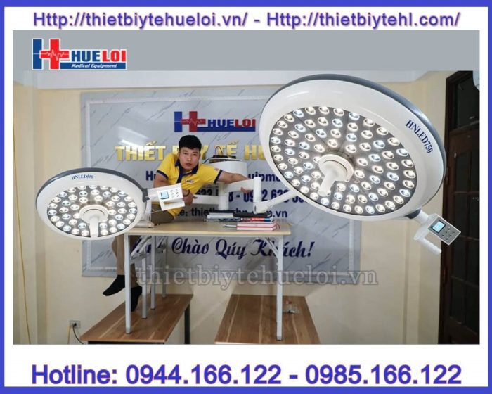 Đèn Led phẫu thuật treo trần nhà 2 nhánh 700/500