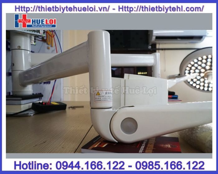 Đèn Led phẫu thuật treo trần nhà 2 nhánh 700/500